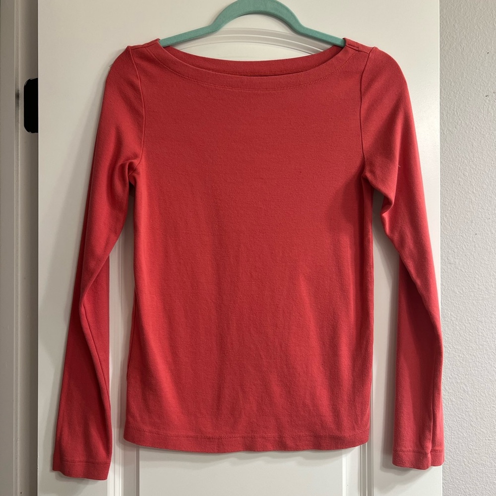 GAP scoop neck, long sleeved tee